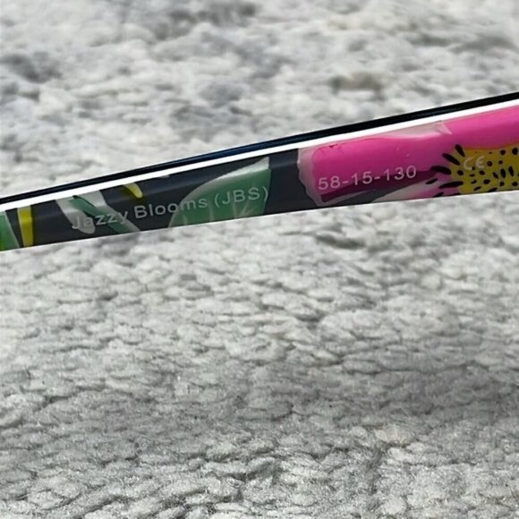 Vera Bradley VB Layla Sunglasses Flower Floral Side Black Jazzy Blooms - Picture 8 of 12